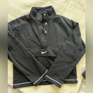 Nike Women Sweatshirt